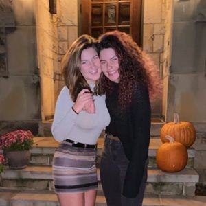 Meet your Poshers, Bridget & Kate